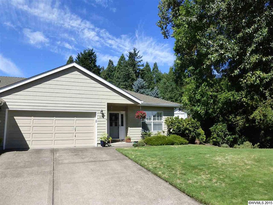 1st image of 4115 NW Tamarack Dr