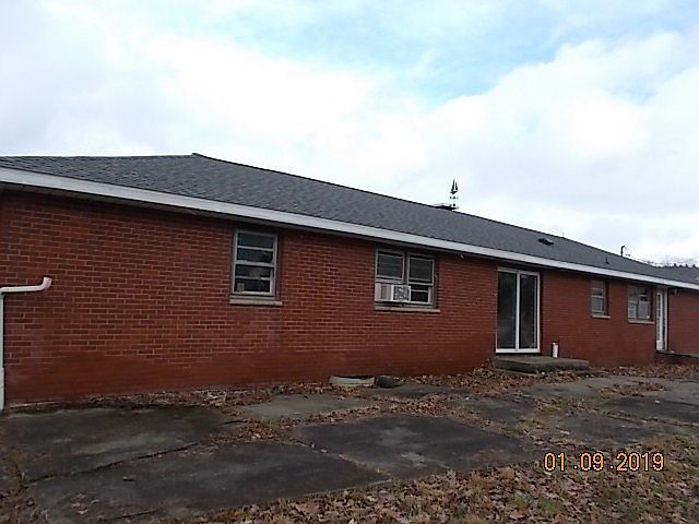2nd image of 11768 Shane Rd
