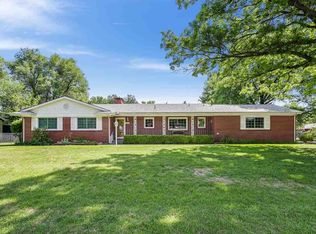 435 S Turquoise Ln, Wichita, KS 67209