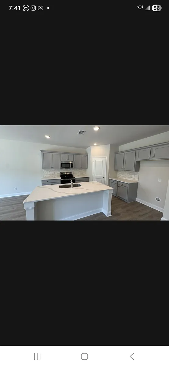 Building Photo - 608 Grange Way