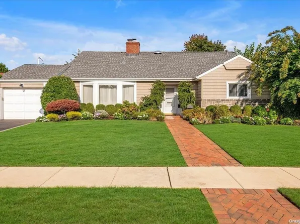 45 Judith Court, East Rockaway, NY 11518