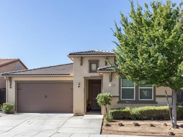 3720 Griffith Ave, Clovis, CA 93619