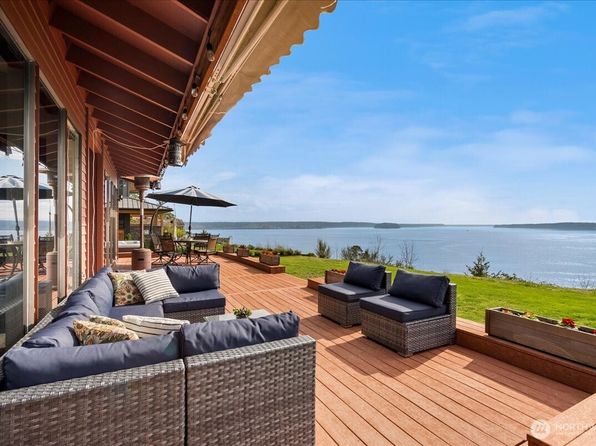 1054 Paiute Trail, Fox Island, WA 98333