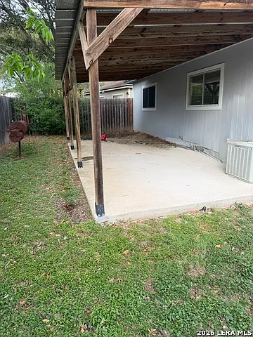 3 bed, 2.0 bath, 1314 sqft, $1,700 — Photo 3