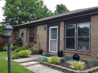 6901 Lake Storm Ct, Louisville, KY 40291