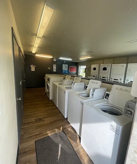 Willow Springs Apartments — Photo 47