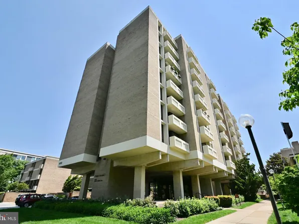 490 M St SW APT W110, Washington, DC 20024