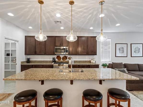 18068 W AMBER RIDGE Way, Goodyear, AZ 85338