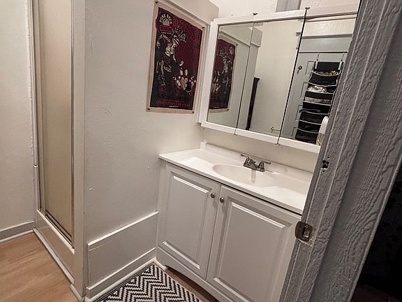 5th image of 1023 12th Ave #4