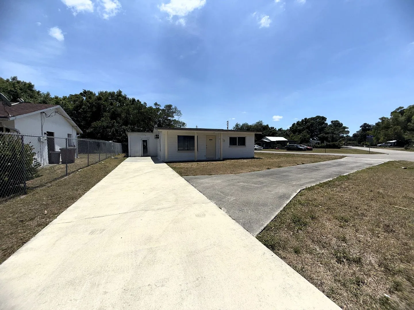 First Month Rent Free! 3/1 Home In Ft. Myers Sec. 8 Friendly! — Photo 1