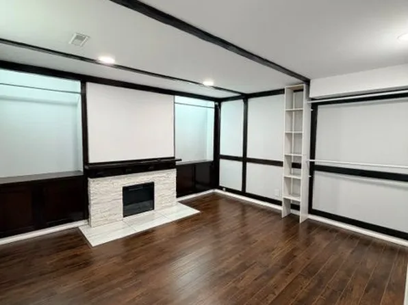 869 Marinet Cres #Basement, Pickering, ON L1W 2M2