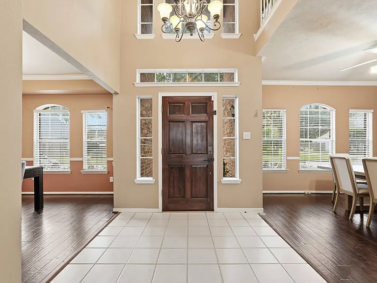 7903 Palmer Place Ln — Photo 2