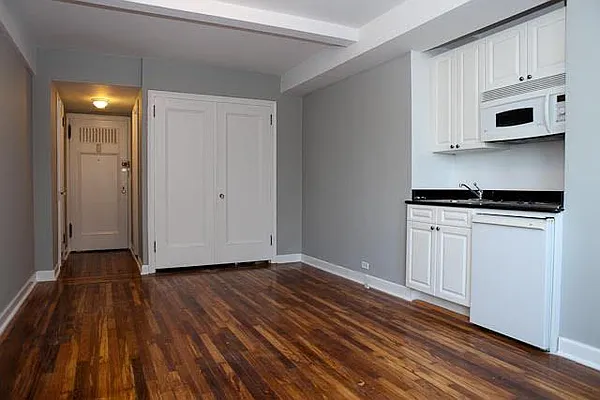 Rented by Compass | media 2