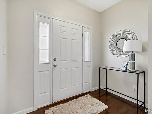 4th image of 1705 Misty Manor Ct