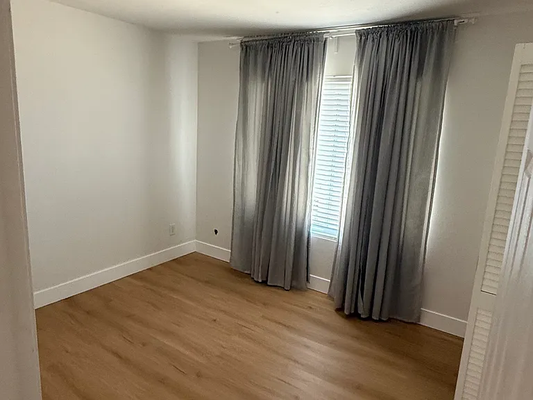 13234 Lingre Ave — Photo 11