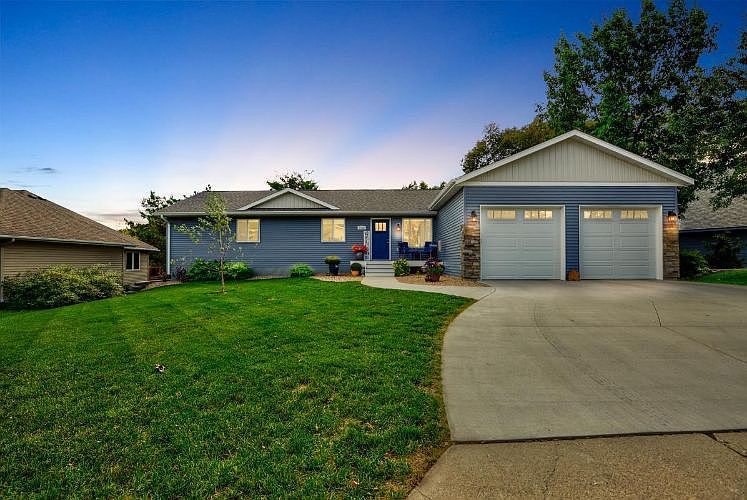 1st image of 1116 Peterson Dr
