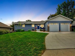 1116 Peterson Dr, Northfield, MN 55057