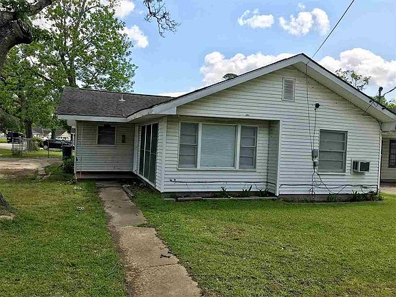 3rd image of 4370 Galveston St