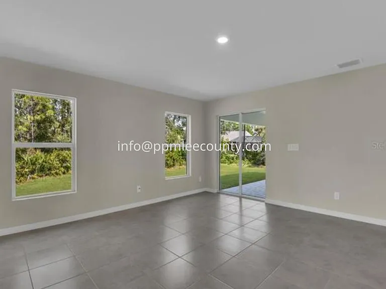 17374 Gadsen Ave — Photo 3