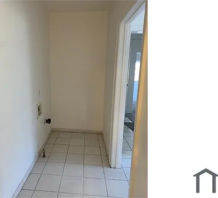 2418 W 23rd St #2 — Photo 8