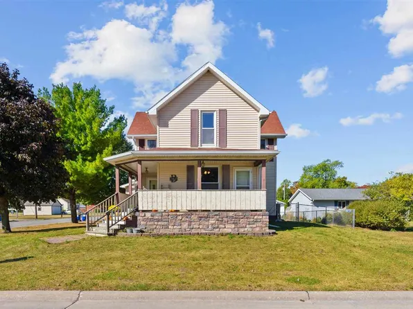 1103 N 8th Ave, Washington, IA 52353
