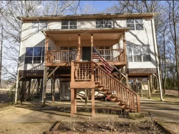 13593 Riverbend Rd, Moundville, AL 35474