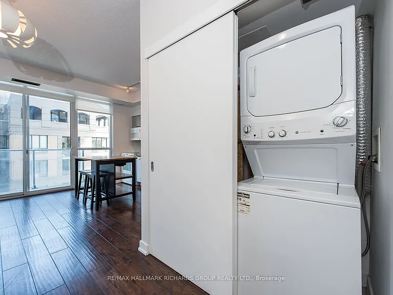126 Simcoe St #1507 — Photo 12