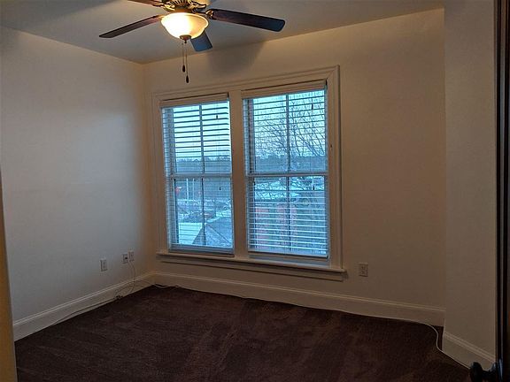 2nd image of 106 Woodlawn Ave #2F