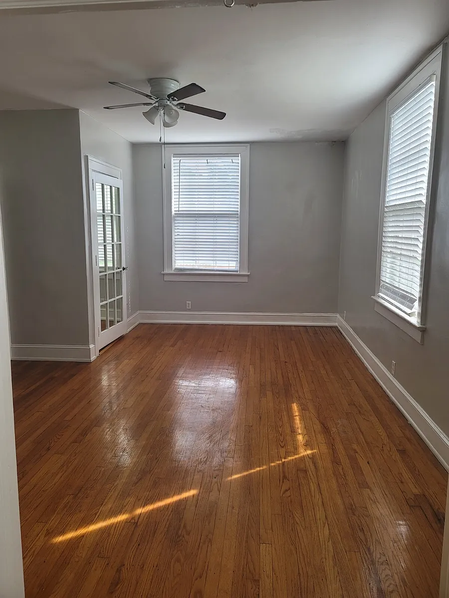 Building Photo - 1312 Willow Branch Ave #18