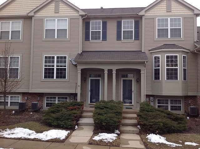 1st image of 1114 Chadwick Dr #1114