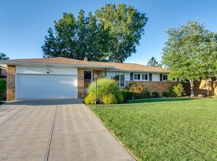8180 Selwick Dr, Parma, OH 44129