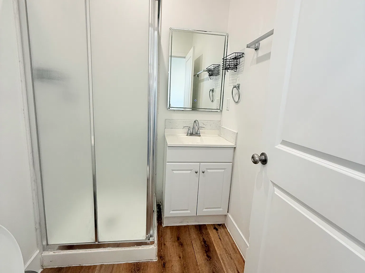 3 bed, $4,050 — Photo 3