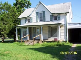 222 W Greenwood St, Thayer, KS 66776