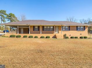 172 Old Eastman Rd, Cochran, GA 31014