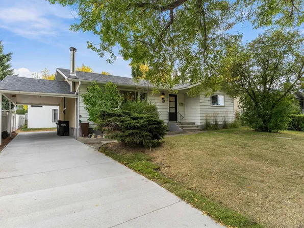 5 Glenbrook Blvd, Strathcona County, AB T8A 2Y9