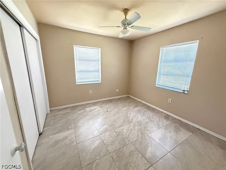 21155 Meehan Ave — Photo 5