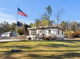 3 School St, Dunstable, MA 01827