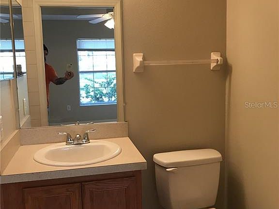 4th image of 31906 Hillside Dr