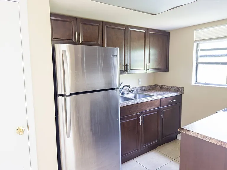 34 S Ortman Dr #B — Photo 9