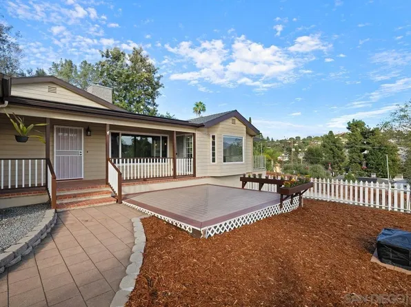 9092 Terrace Dr, La Mesa, CA 91941