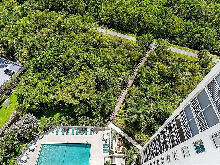 5550 Heron Point Dr #1702 — Photo 19