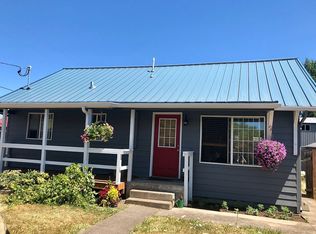 885 N 12th St, Philomath, OR 97370