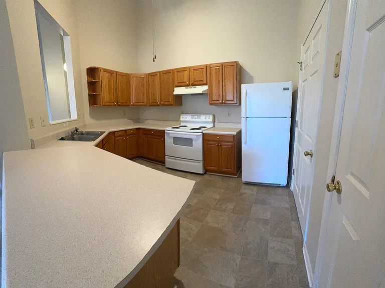160 Wexford Dr #301 — Photo 7