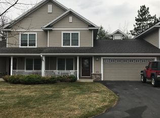1302 Northbay Ct, Marquette, MI 49855