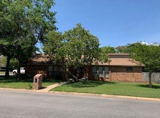 4310 Irongate Rd, Pensacola, FL 32504