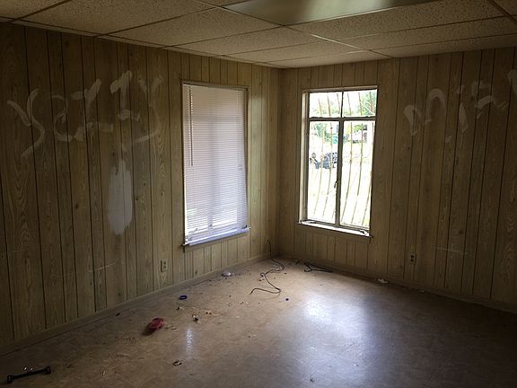5th image of 318 E Vestal Pl