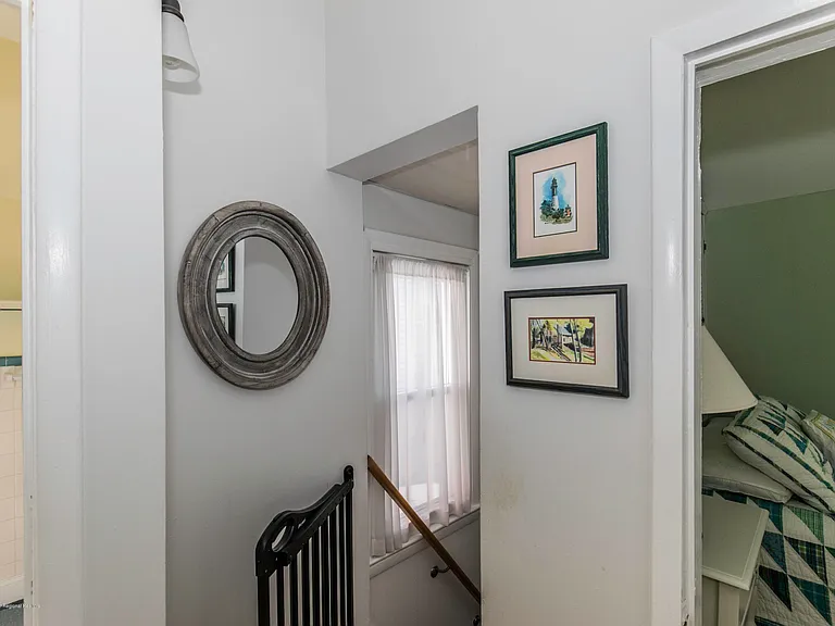 42 Central Ave — Photo 33