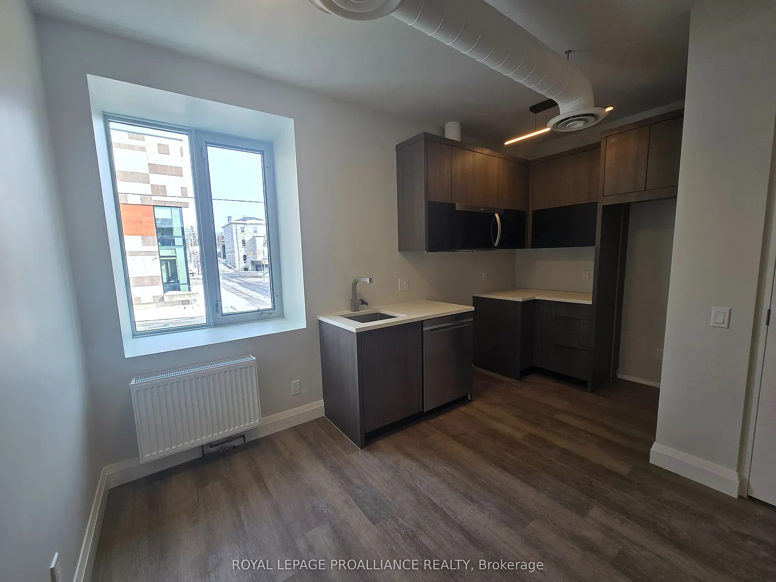 1 bed, $1,695 — Photo 4