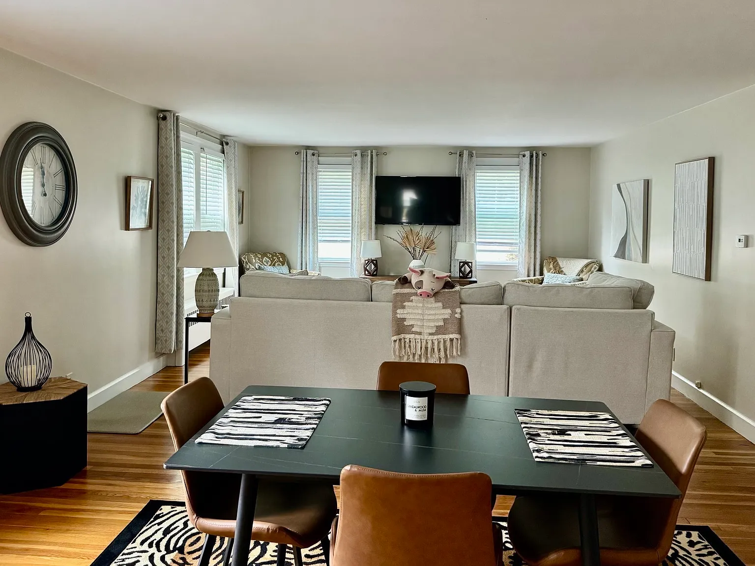 3 bed, 1.0 bath, 1650 sqft, $4,000 — Photo 4