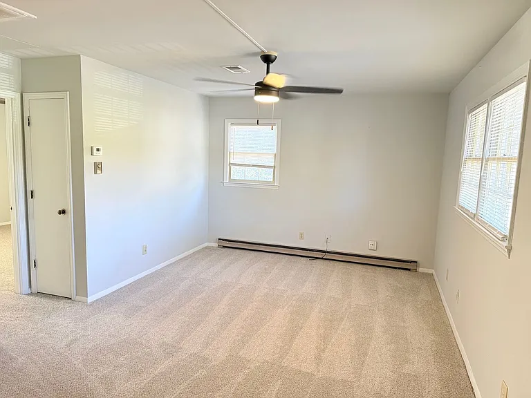 284 Bloomfield St — Photo 25